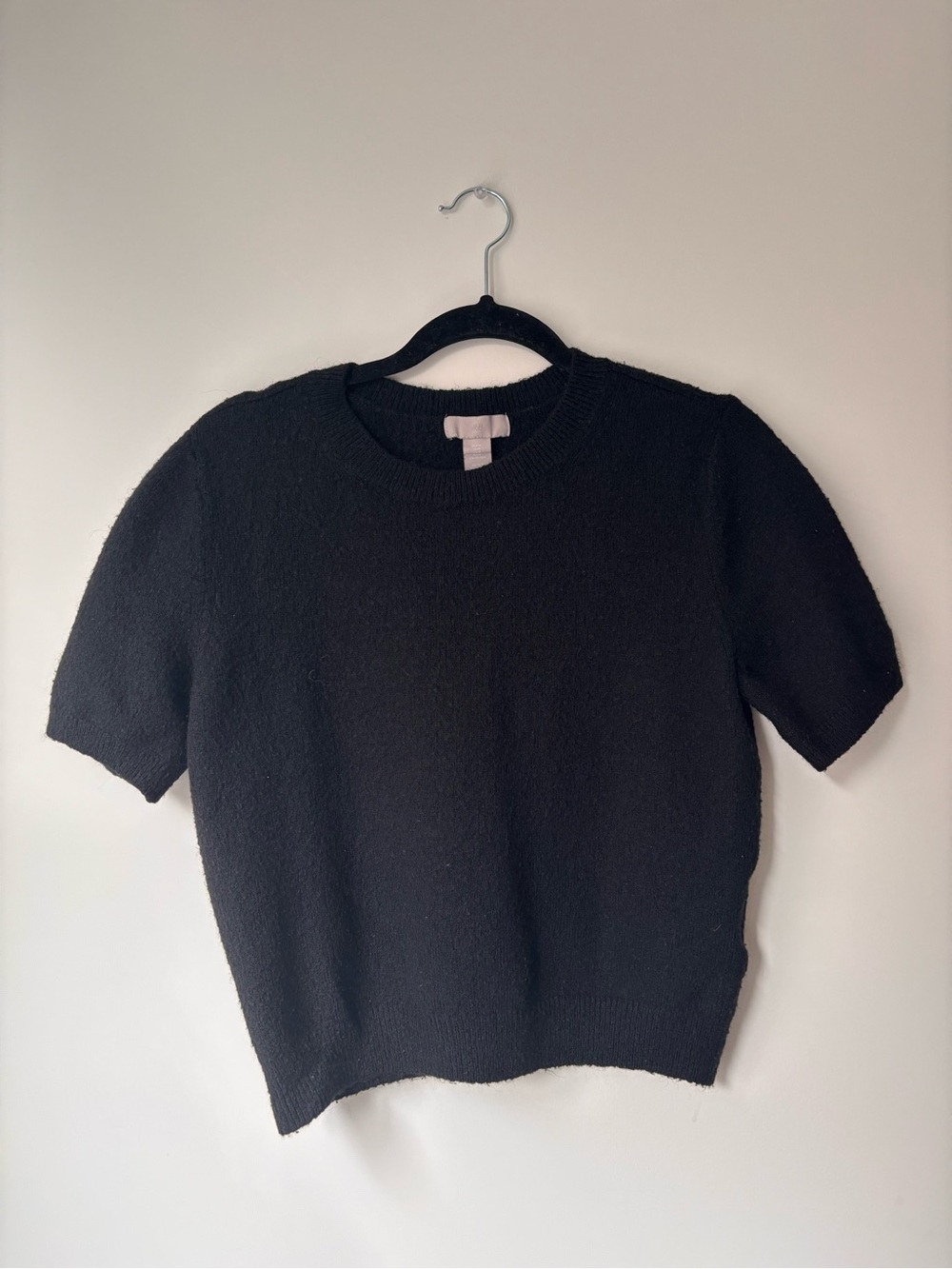 H&M Black Short Sleeve Crew Neck Sweater